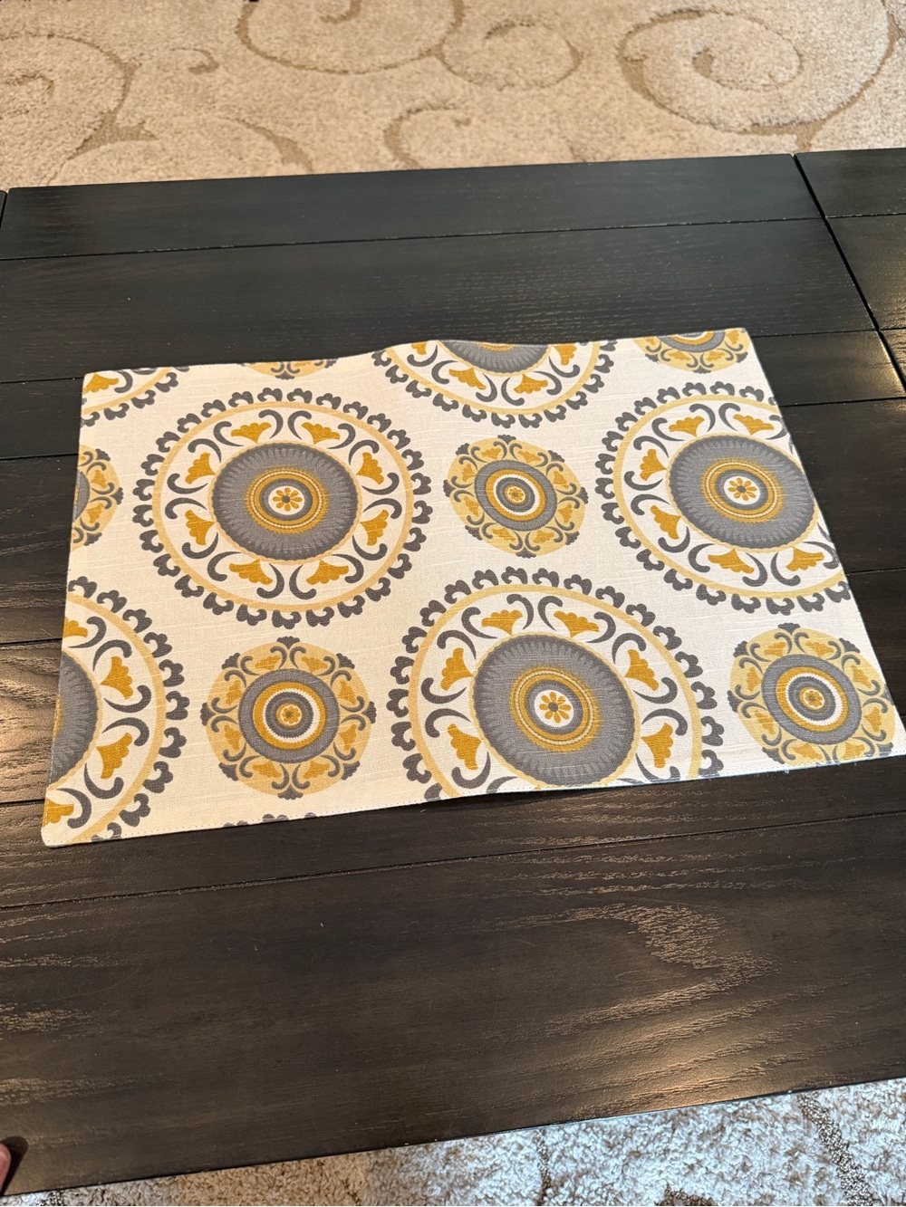 Placemats Decorative Medallion Placemat in Yellow & Gray